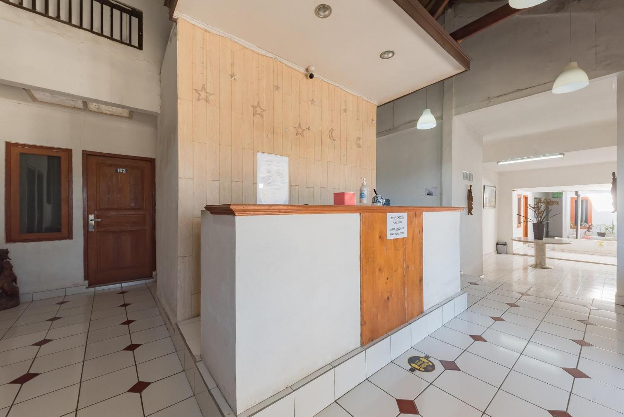 Hotel Reddoorz Syariah @ Jl Raya Sukabumi Sukaraja  Exterior foto